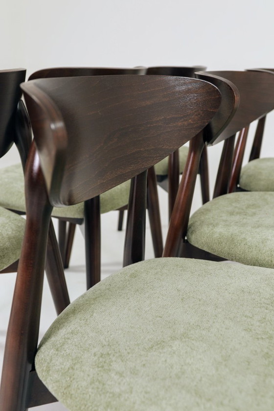 Image 1 of Moderne set van 6 eetkamerstoelen, Sage Farbic en donker walnoot beukenhout
