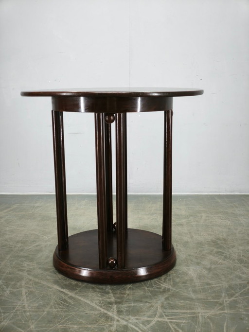 Fledermaus Weense Secession-tafel, toegeschreven aan Kohn of Thonet, circa 1900. – bijzettafels, Other (photo 2 of 9)