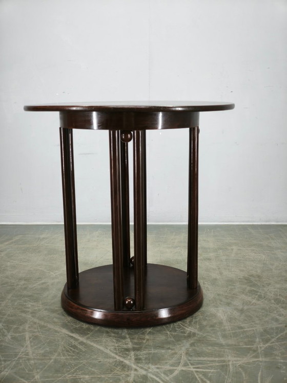 Fledermaus Weense Secession-tafel, toegeschreven aan Kohn of Thonet, circa 1900. – Bijzettafels, Other (photo 2 of 9)