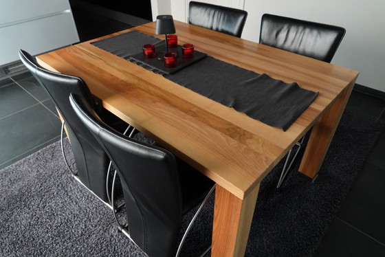 Image 1 of Dining area solid walnut with 4 Zumsteg chairs