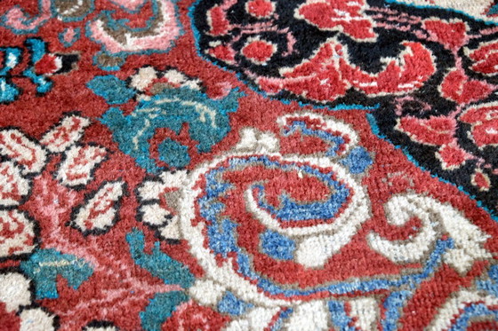 Image 1 of Mahal natural vegetable colors, antique piece