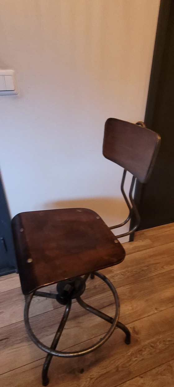 Image 1 of Antieke bureaustoel