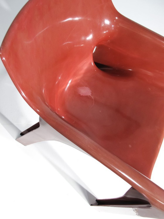Image 1 of Artemide Gaudi stoel van Vico Magistretti / Rood / Octrooi aangevraagd