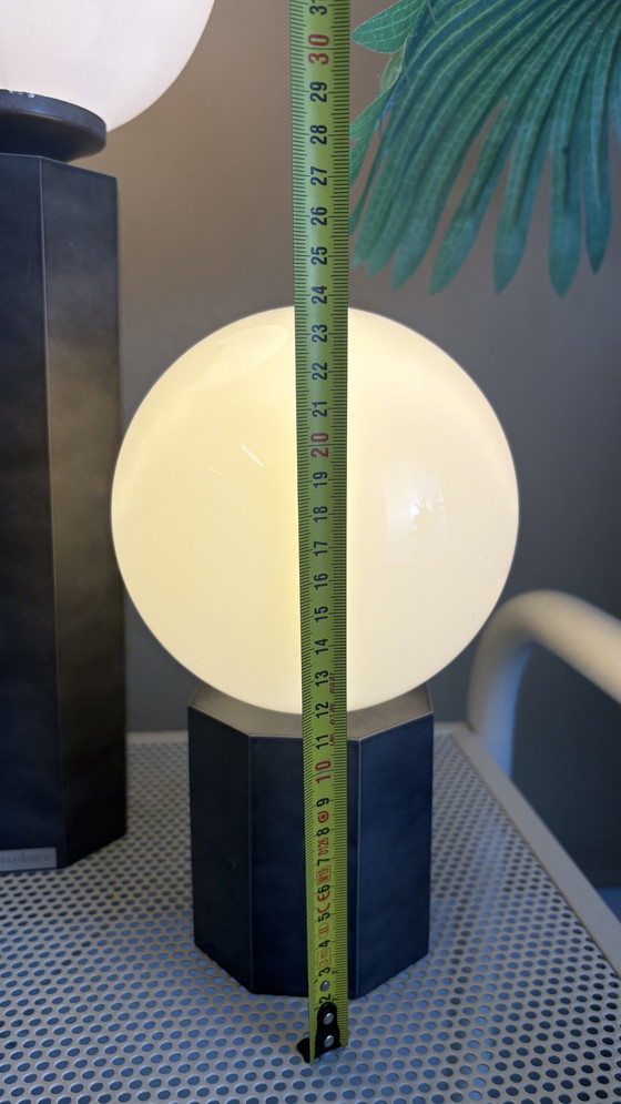 Image 1 of Lot de 2 lampes sur pied vintage Bony Design Space Age, globe en verre gris