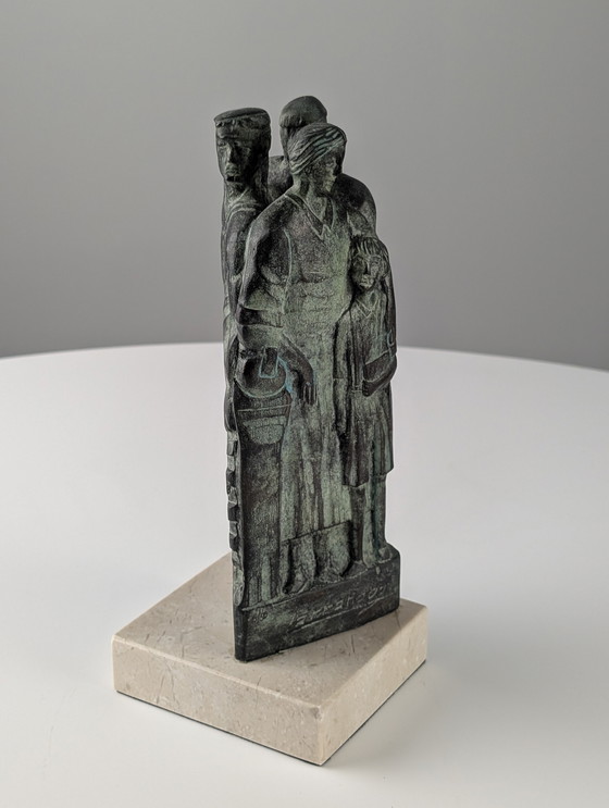 Image 1 of Sculpture en bronze basque "Sustraiak" de Larrañaga, signée et numérotée, 2001