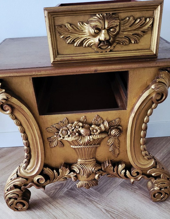 Image 1 of Mueble barroco dorado estilo Luis XV