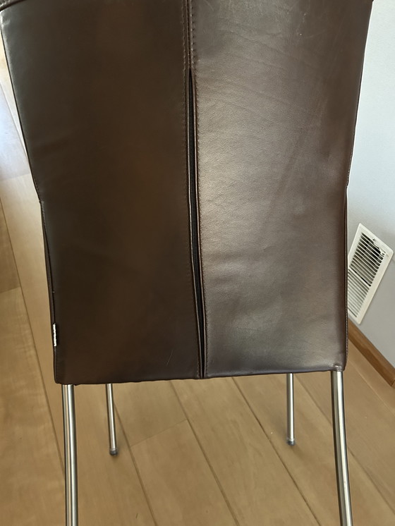 Image 1 of 4 bruin lederen eetkamerstoelen 