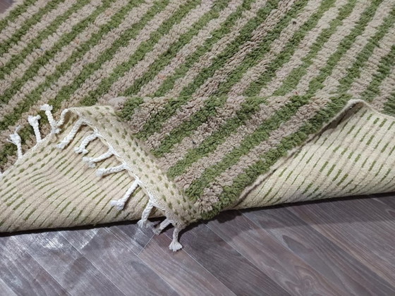 Image 1 of Tapis marocain artisanal en laine 250cmx150cm