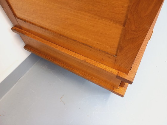 Image 1 of Vintage eikenhouten kledingkast uit de jaren 60