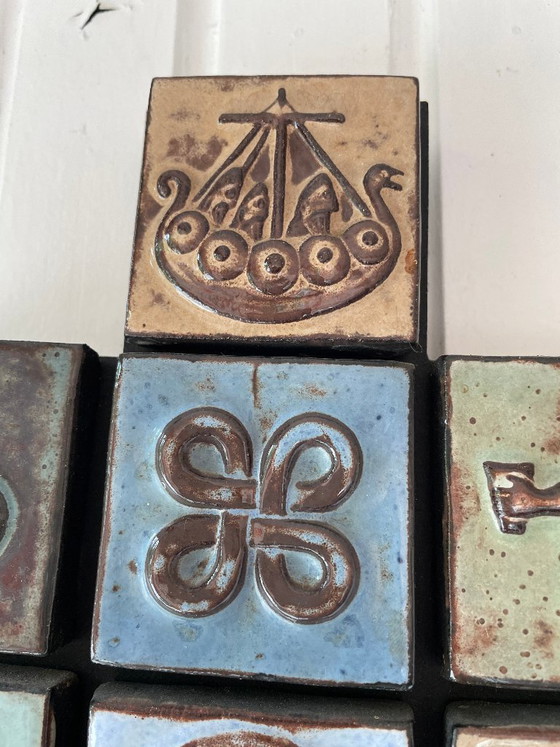Seltenes Lizzie Thyssen Keramik Wandrelief Handmade – Wanddekoration, Ceramic (photo 4 of 5)
