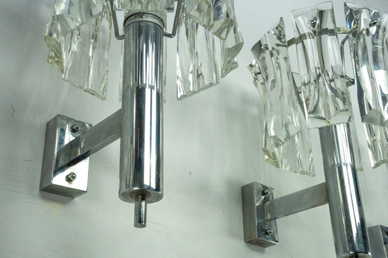 Image 1 of Ensemble de quatre grandes appliques en verre de Murano et en laiton chromé, Italie, années 1960.