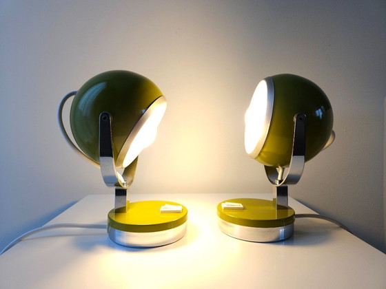 Image 1 of Set of 2 olive green vintage space age eyeball table lamps, metal green and chrome mid-century modern lamp