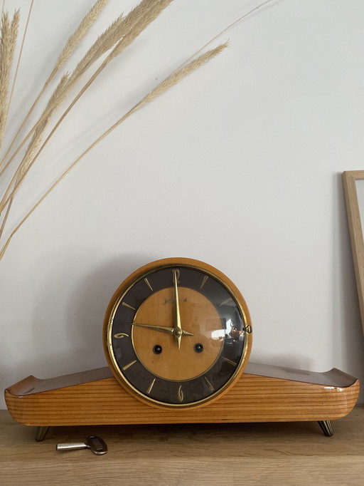 Chiming Mantel Clock, mid century modern, Dutch design from the 1950’s
