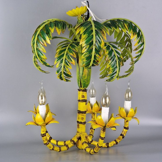 Image 1 of Vintage kroonluchter in palmboomstijl – faux bamboe, metaal, 5 armen – tropisch Hollywood Regency design