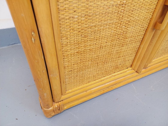Image 1 of Vintage dressoir/opbergmeubel van rotan en gevlochten rotan uit de jaren 70.