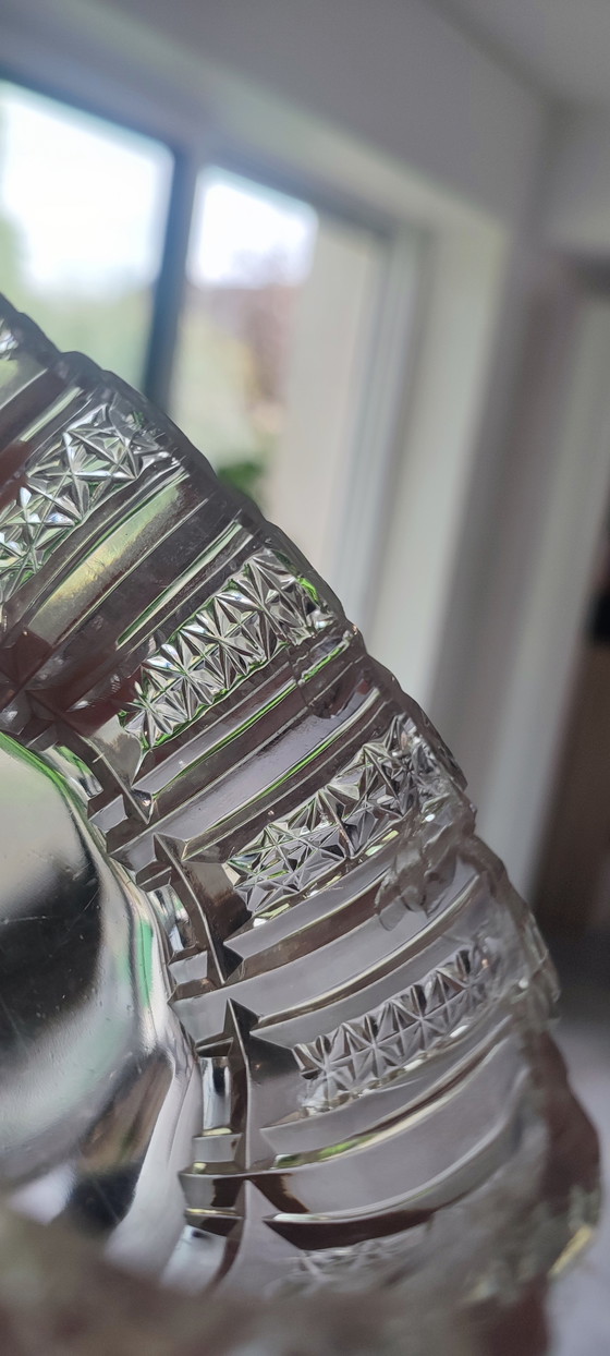 Image 1 of Poudrier ancien en verre ciselé