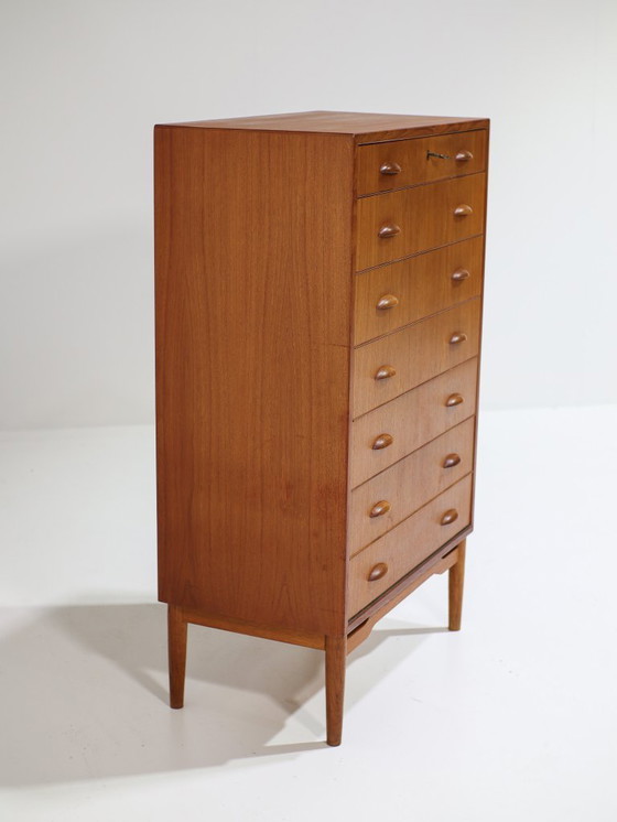 Image 1 of Commode haute étroite en teck avec étagère à chaussures, style danois vintage.