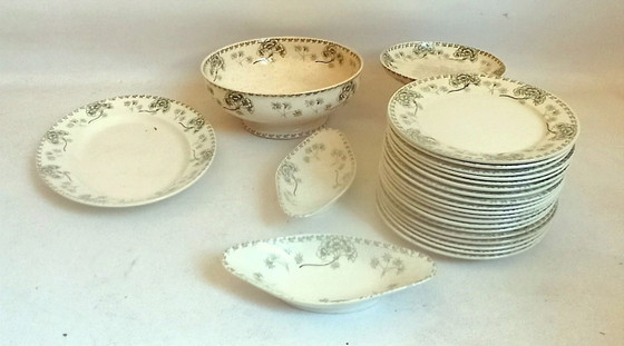 Palmyre Sarreguemines 24-Piece Crockery Set, Early 20th Century – Ceramic (photo 9 of 11)