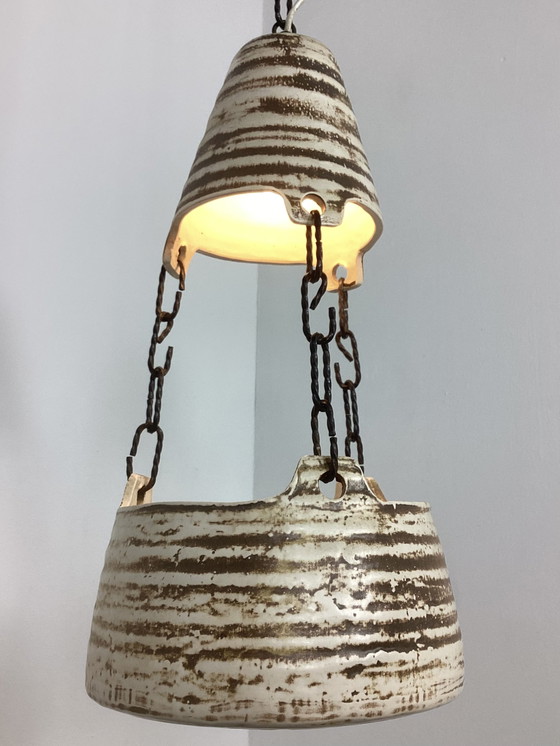Image 1 of Lampada vintage in ceramica anni Settanta con vaso di fiori sottostante