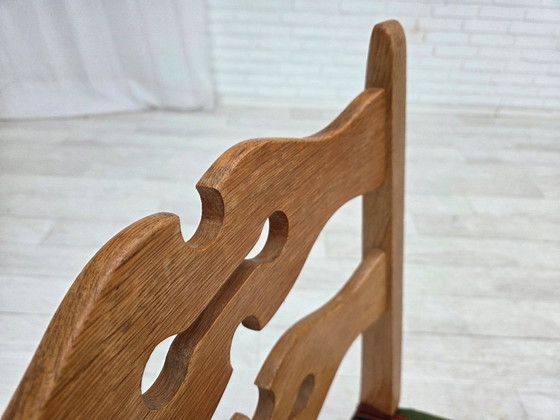 Image 1 of Set van 2 Deense eetkamerstoelen uit de jaren 70, meubelwol, massief eikenhout