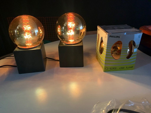 lampade da tavolo vintage Philips a cubo (2) e lampada extra