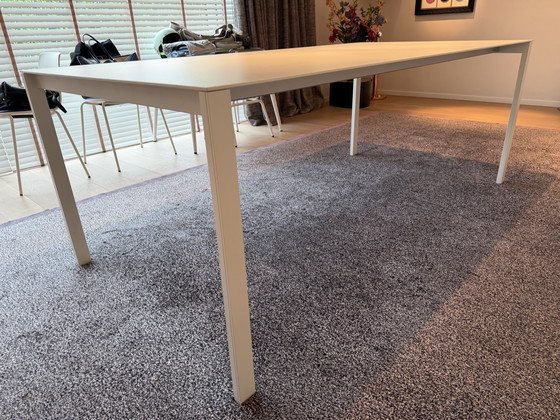 Image 1 of Thin-K Kristalia Ausziehtisch