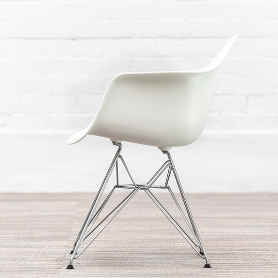 Image 1 of Vitra Eames Plastic Armchair Dar Club Chair