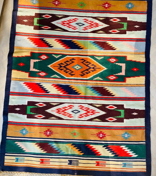 Tapis moderniste