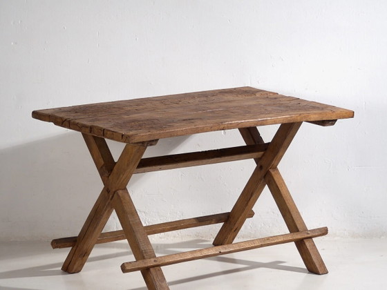 Antiker Esstisch in X-Form (ca. 1920) #16 – Esstische, Rustic (photo 2 of 40)