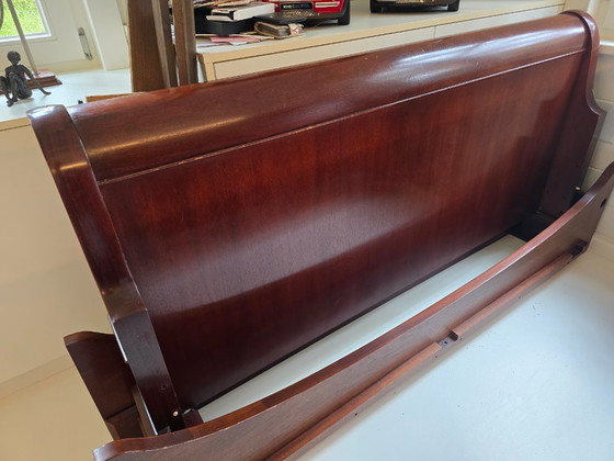 Ralph Lauren Mahony sleigh bed with high headboard, Ralph Lauren Home, Double beds, Wood, Brown, Klassiek (photo 8 of 10)