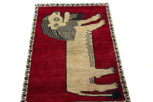 Hand-knotted Gabbeh nomadic rug with lion motif - 149 X 102 Cm