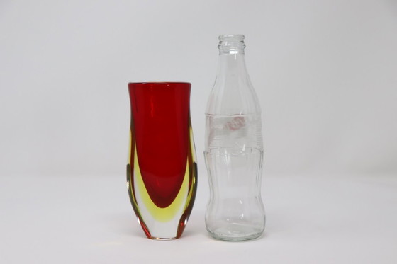 Image 1 of Kleine Vase aus Muranoglas, Italien, 1960er