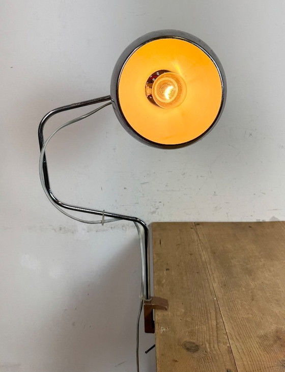 Image 1 of Bruine industriële bureaulamp, jaren 70
