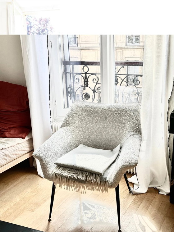 Image 1 of Vierkante schelpfauteuils, crèmekleurige bouclé