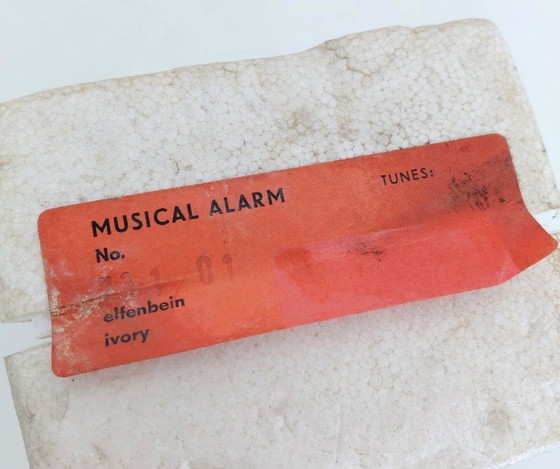 Image 1 of Goldbuhl/Richter KG fifties alarm clock with music box