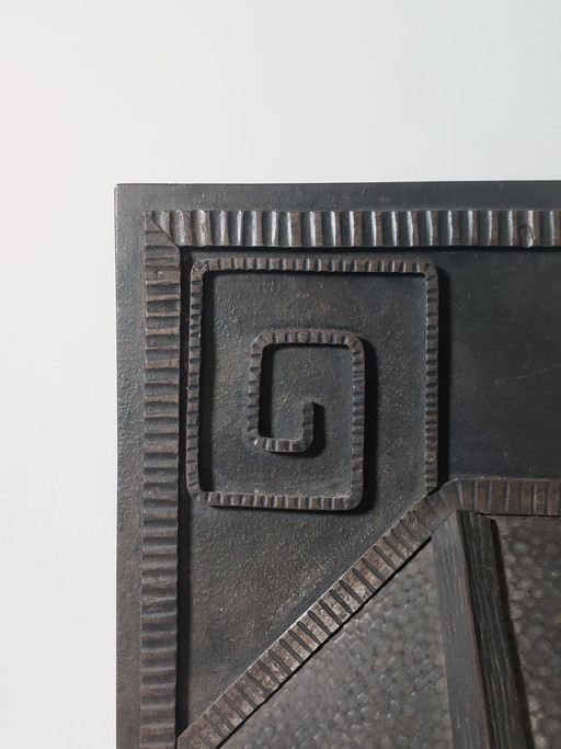 Prachtige decoratieve, handgesmede metalen openhaardomlijsting