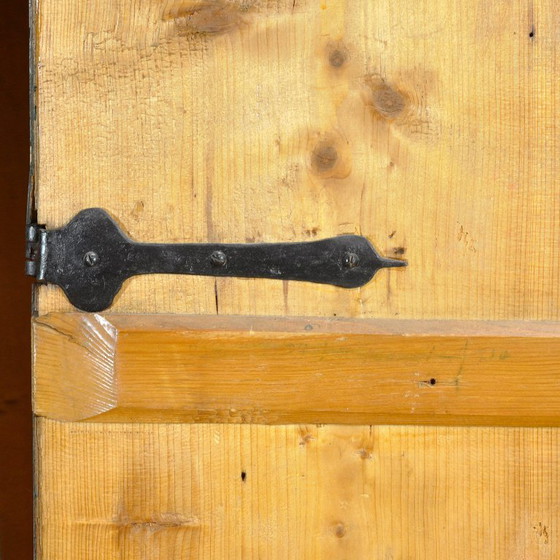 Armario nupcial de pino, fechado en 1815. – Iron, Wood (photo 7 of 14)