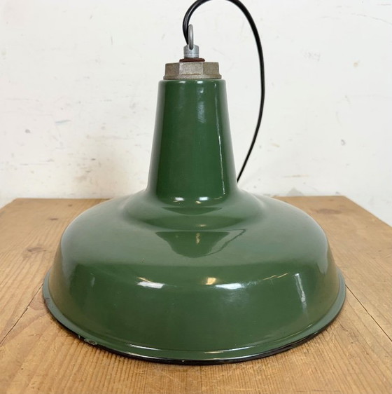 Image 1 of Lampada a sospensione in smalto verde industriale, anni '60