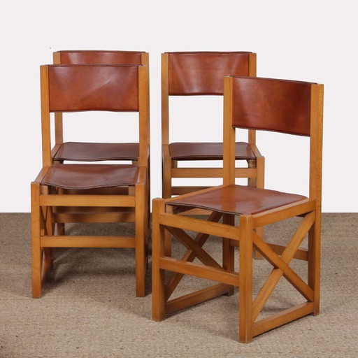 Set of 4 vintage chairs in solid wood and leather, 1980
