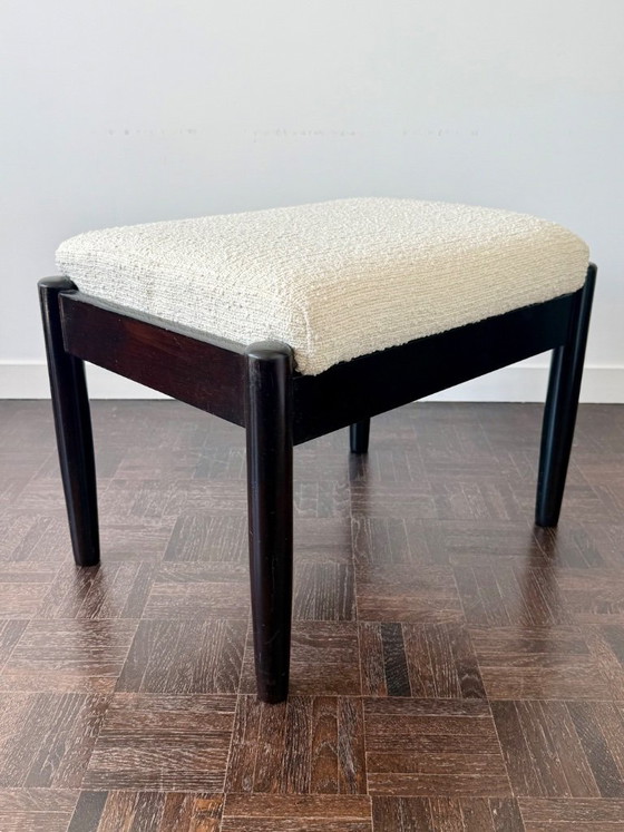 Poggiapiedi Scandinavo Vintage Tessuto Bouclé – Poggiapiedi e pouf, Textile, Wood (photo 4 of 11)