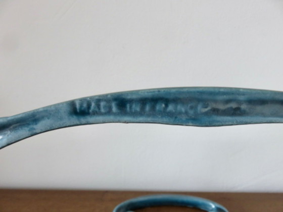 Image 1 of Handdoekrek in art nouveau-stijl van Hector Guimard, geëmailleerd gietijzer, Frankrijk, 1920.