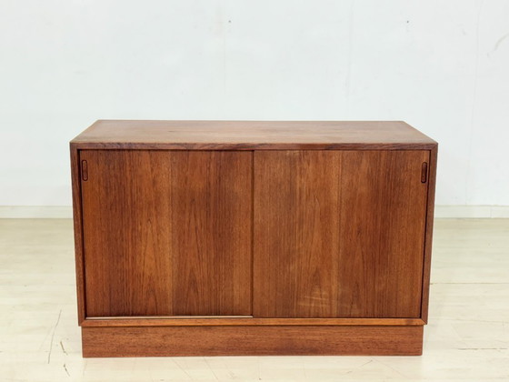 Image 1 of Deense teakhouten ladekast / vintage dressoir / woonkamerkast / halkast / commode