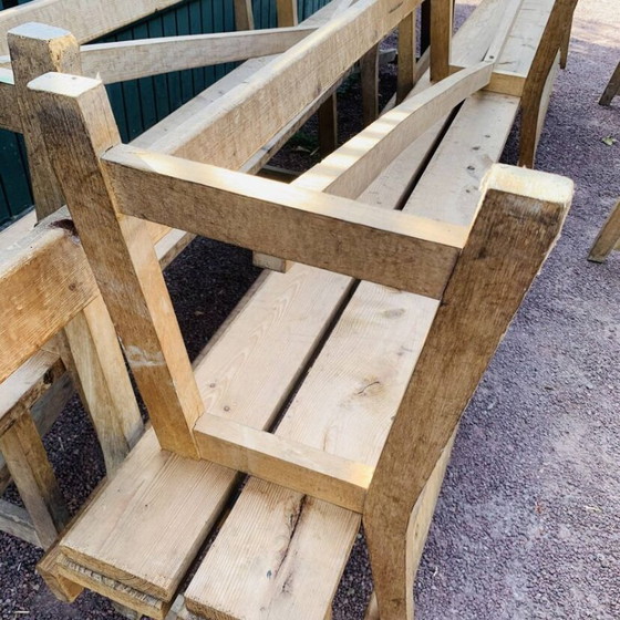 Image 1 of Ancien banc d’église en bois avec dossier -3 mètres -