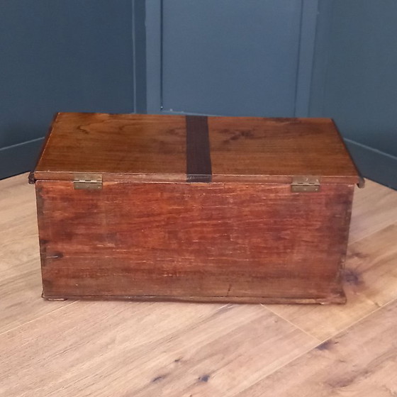 Image 1 of Oostenrijks Eikenhouten bruidskistje