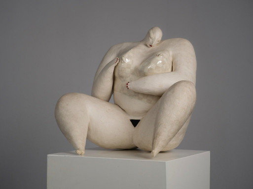 „Courage“ Expressive Keramik-Frauen-Bildhauerei von Evelyn Van Baarda, Niederlande, 1981