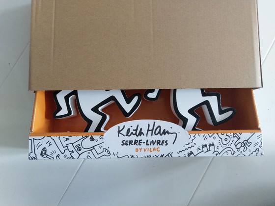 Image 1 of Keith Haring - Limited Edition Dancing Dogs boekensteunen / decoratief object (set)
