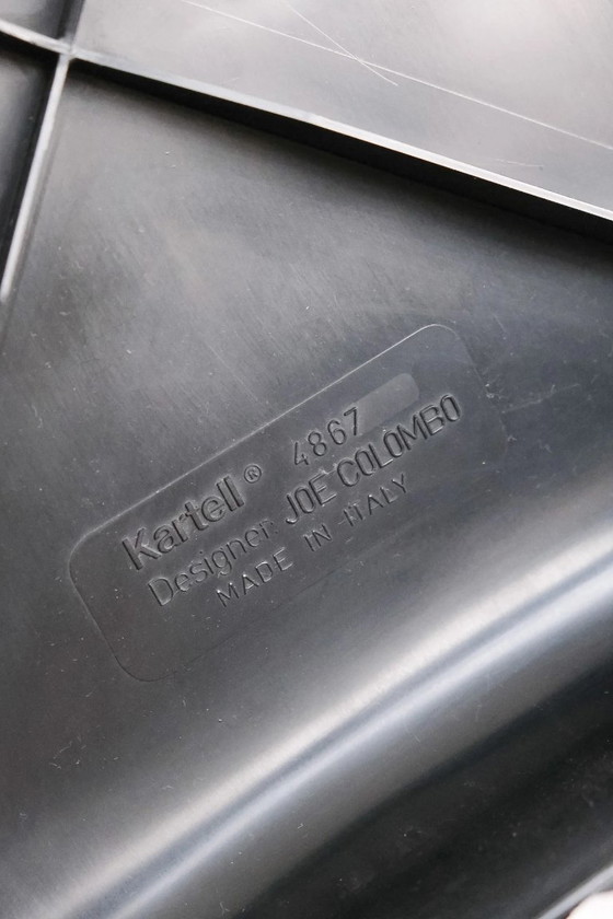 Image 1 of 4 chaises Kartell 4867 Universale par Joe Colombo