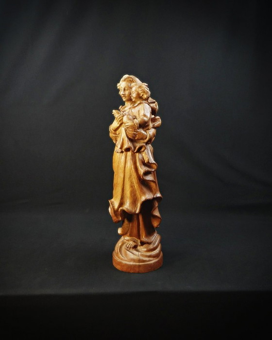 Image 1 of Estatua tallada en roble de la Virgen con el Niño Arte religioso alemán Siglo XX