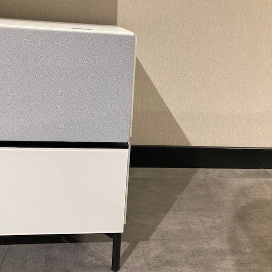 Image 1 of Mobile TV Spectral Brick