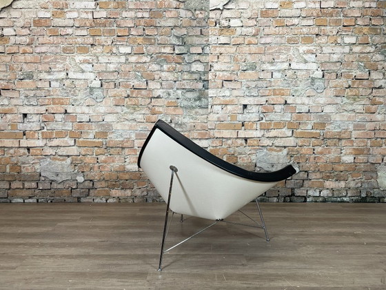 Image 1 of Vitra Coco